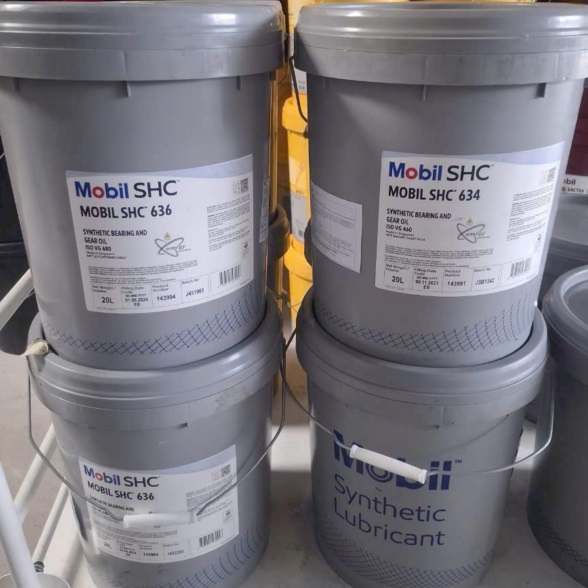 Dầu nhớt Mobil SHC 634 636